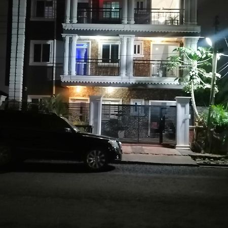 Terra Santa Lodgings Аккра Экстерьер фото